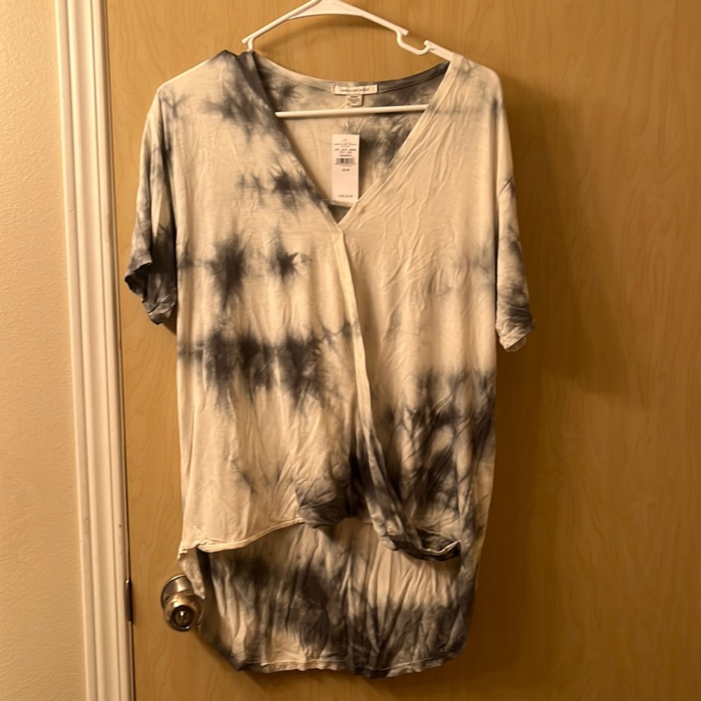 Medium, Tie dye American eagle T shirt